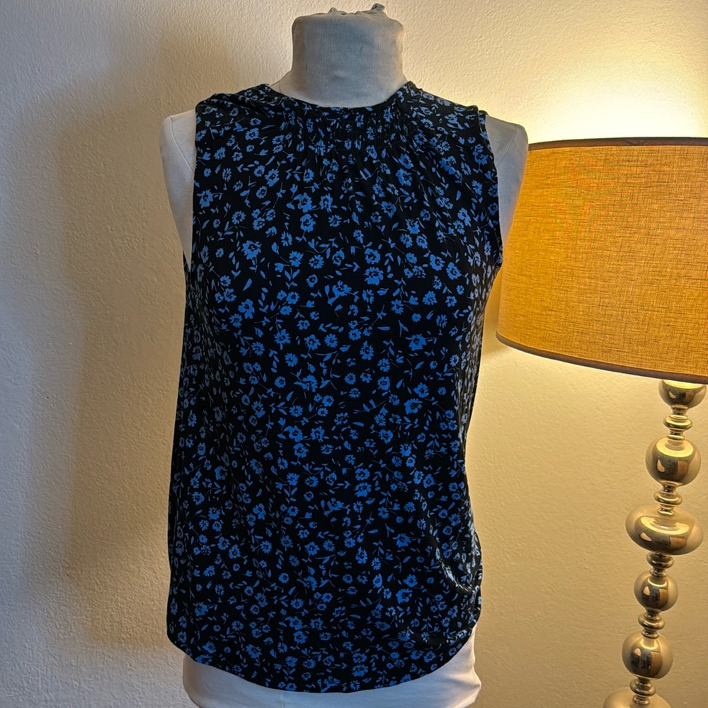 Banana Republic floral blouse Small soft stretch modal